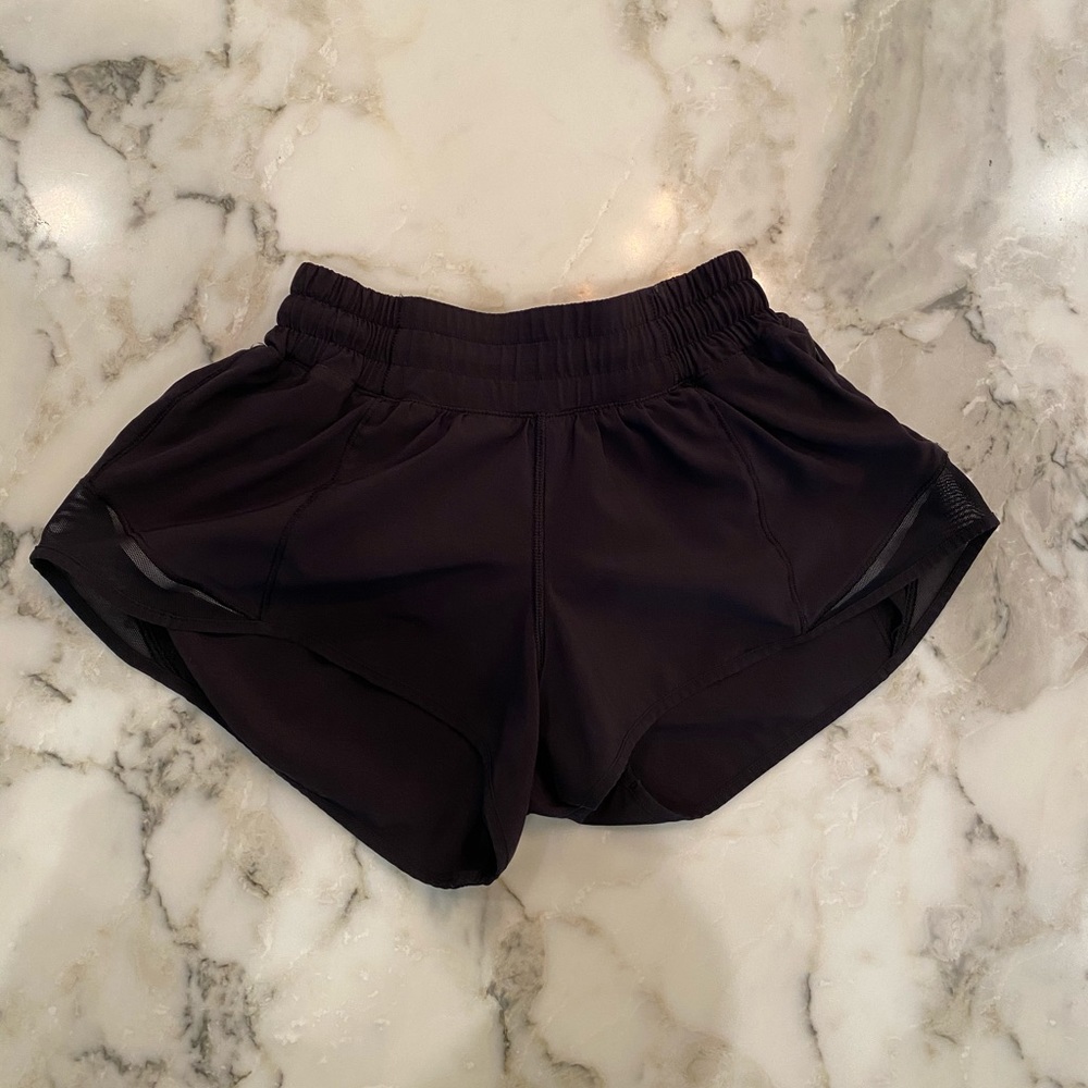 Lululemon Hotty Hot Short 2.5” 2